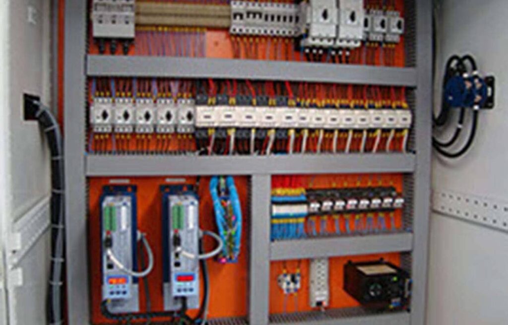 p_manutencao-de-paineis-eletricos-7_1-crop-u3553_